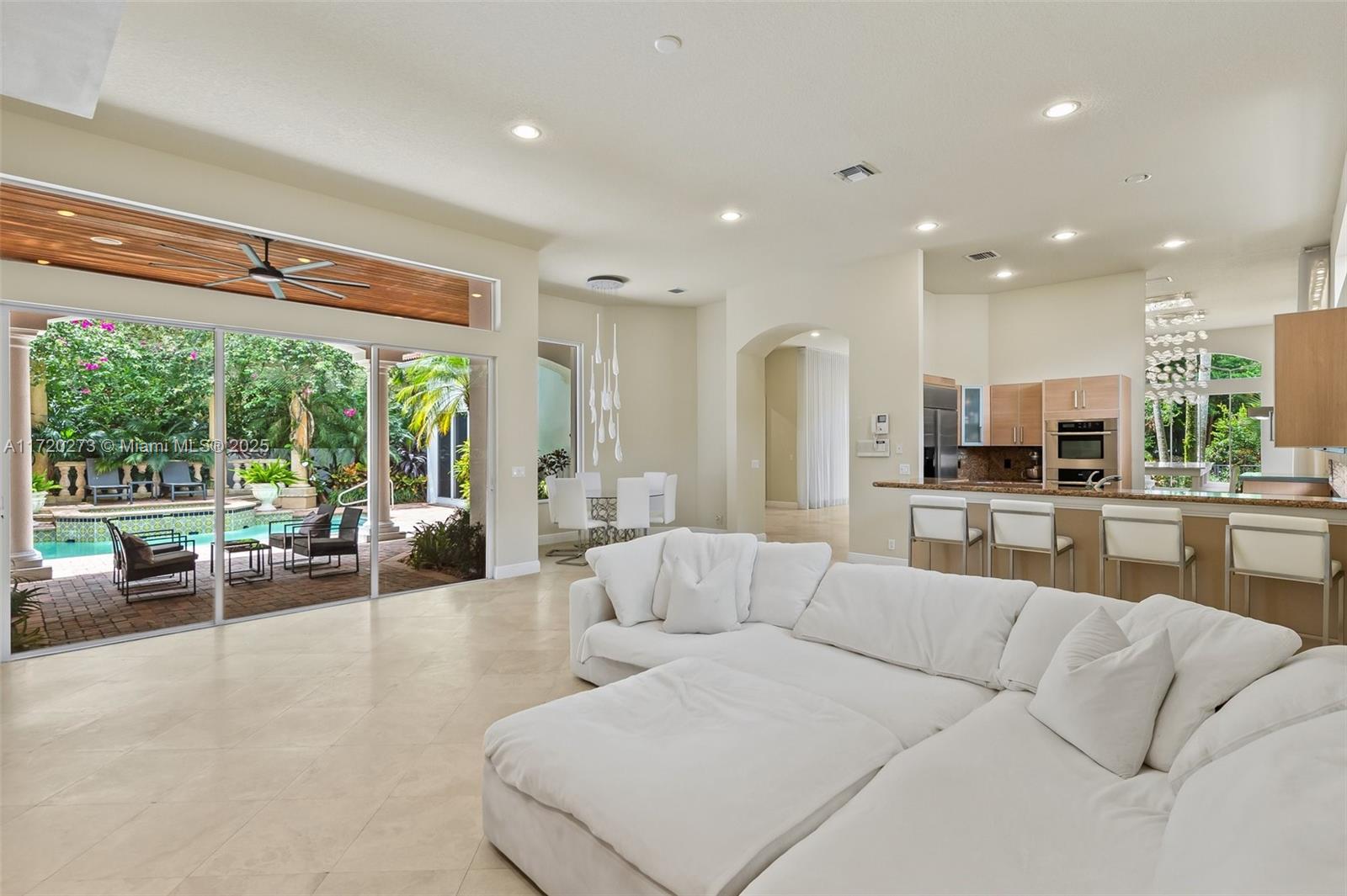 8935 Oakland Hills Dr, Delray Beach, Florida image 13