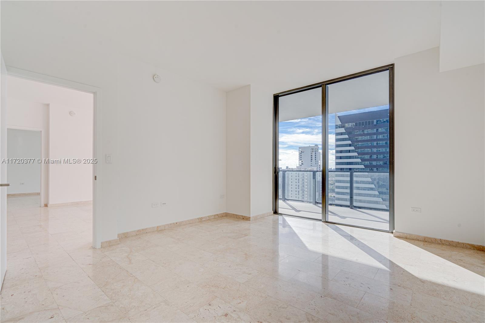 88 SW 7th St #1110, Miami FL 33130