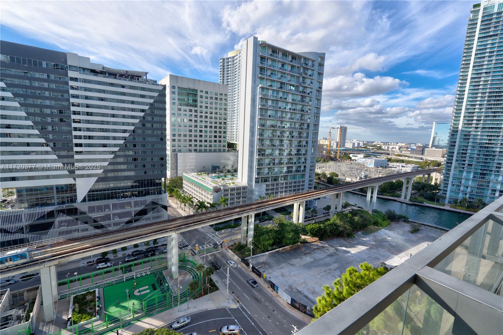 88 SW 7th St #1110, Miami FL 33130