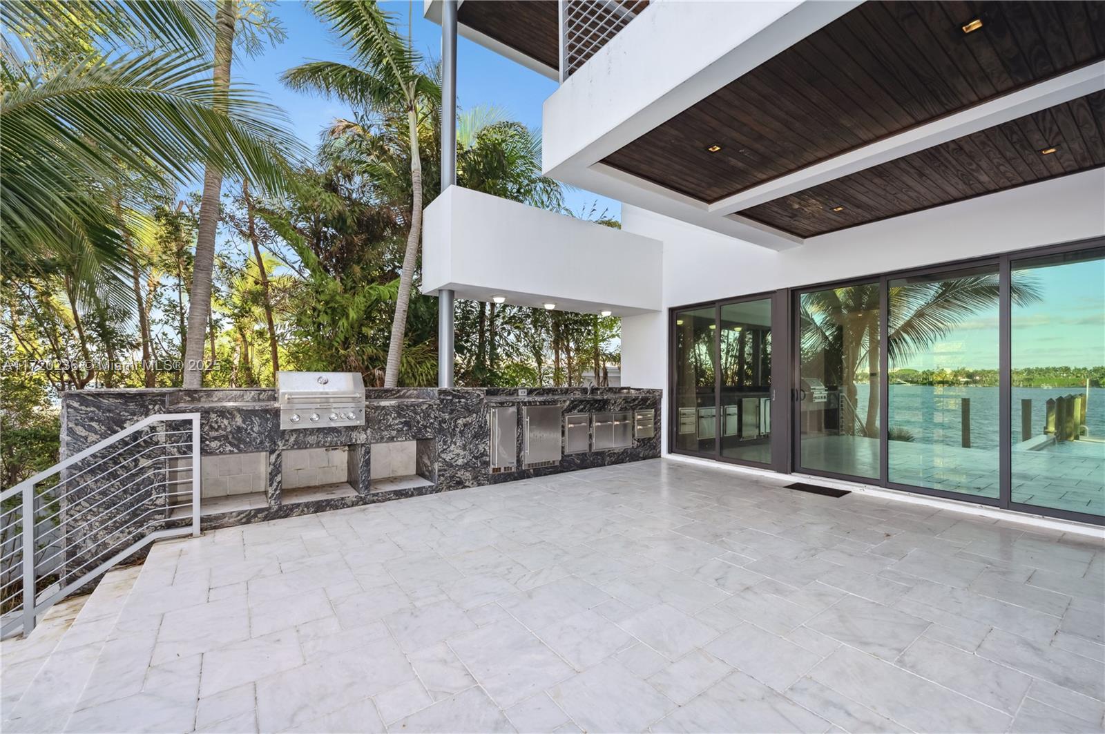 1311 Stillwater Dr, Miami Beach, Florida image 34