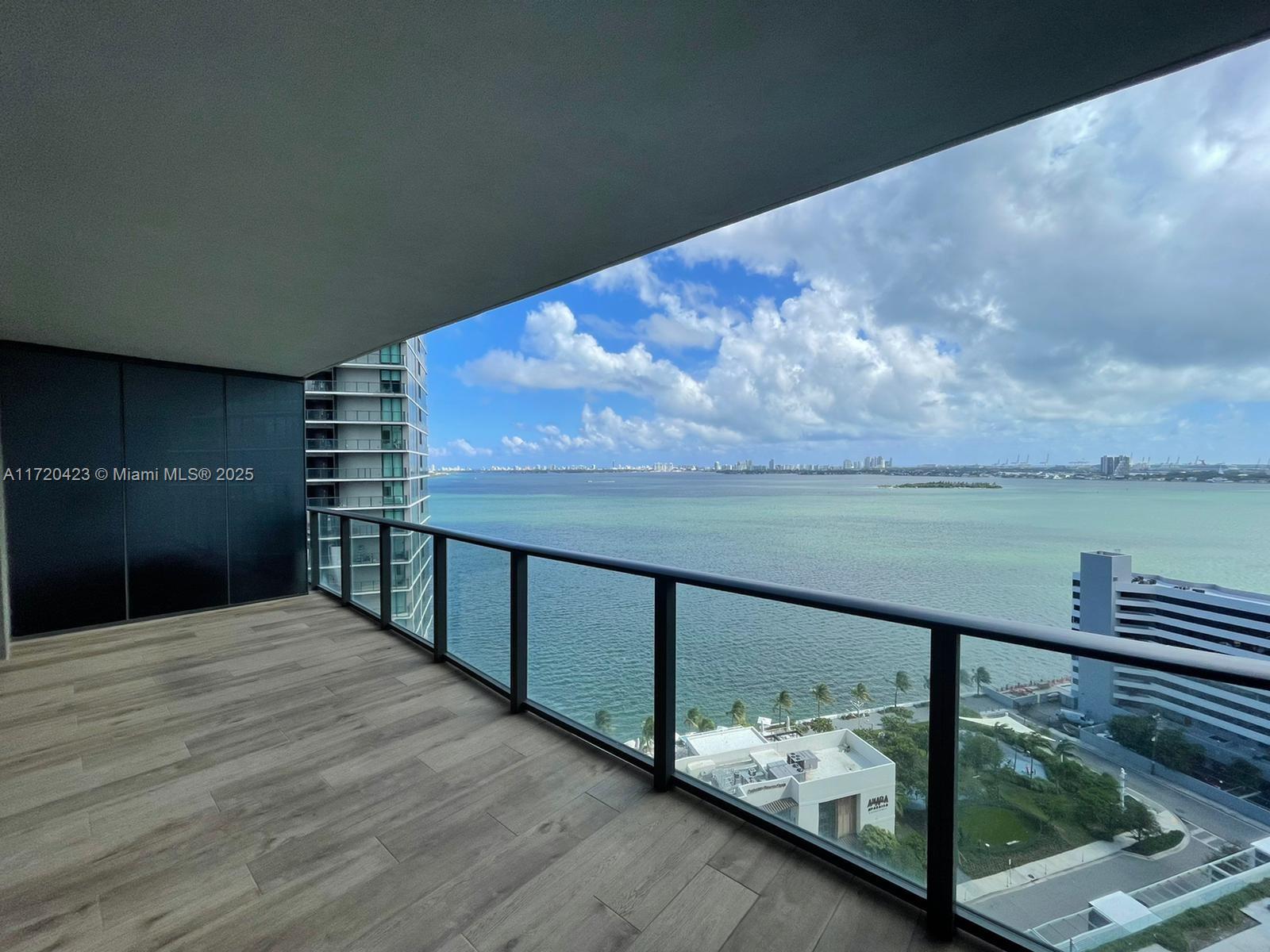 650 NE 32 Street #1805, Miami, Florida image 17