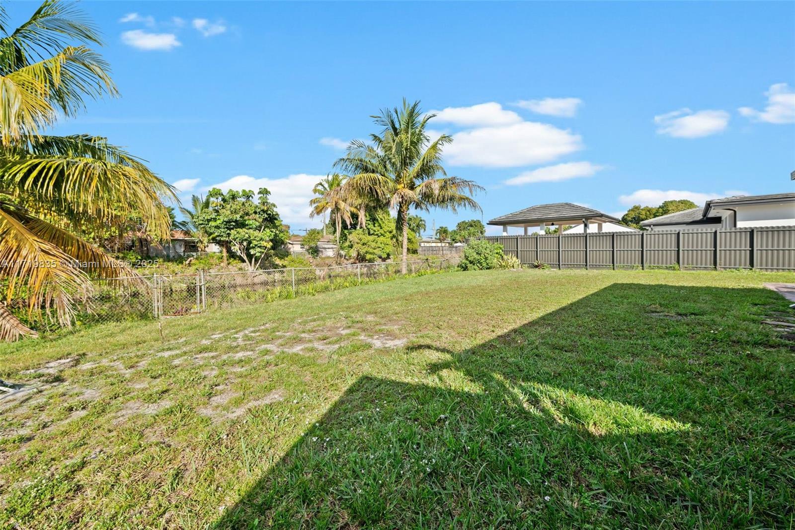 675 E 52nd St, Hialeah, Florida image 15