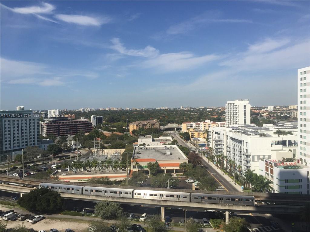 60 SW 13 ST #1415, Miami FL 33131