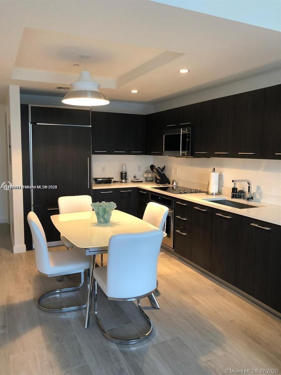 55 SW 9th St #2604, Miami FL 33130