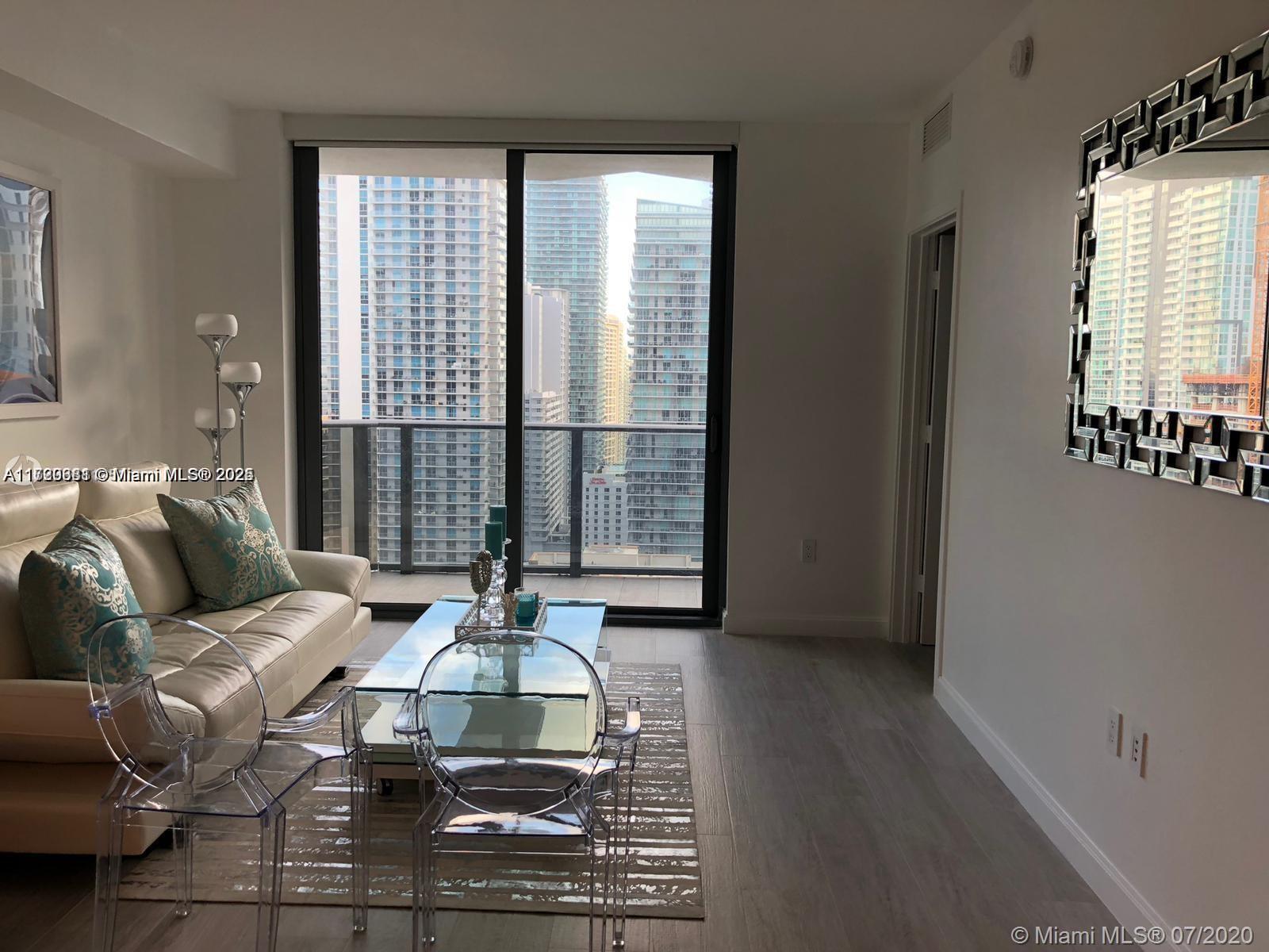 55 SW 9th St #2604, Miami FL 33130