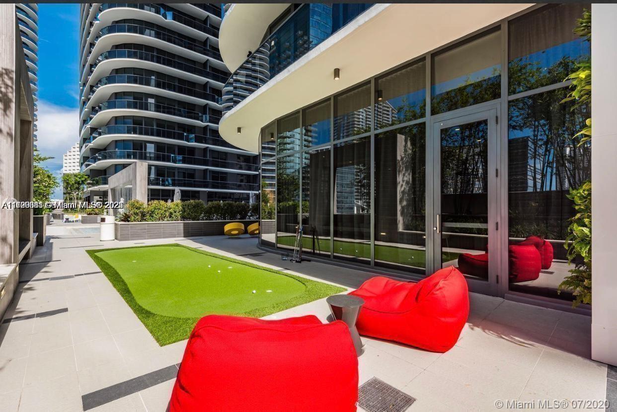 55 SW 9th St #2604, Miami FL 33130