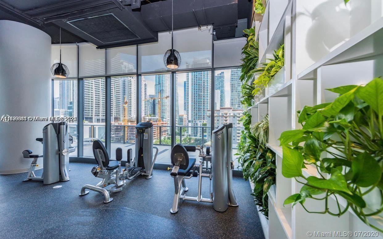 55 SW 9th St #2604, Miami FL 33130
