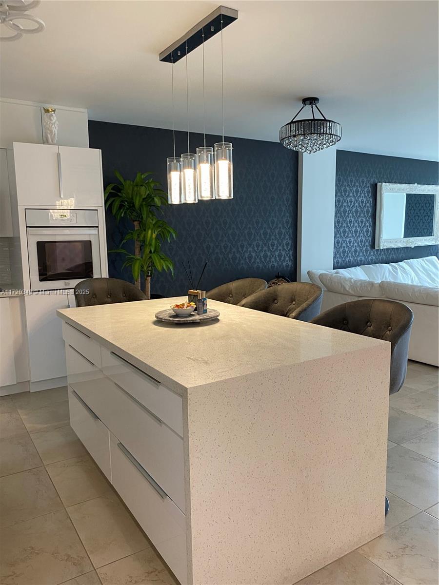 19380 Collins Ave #326, Sunny Isles Beach, Florida image 8