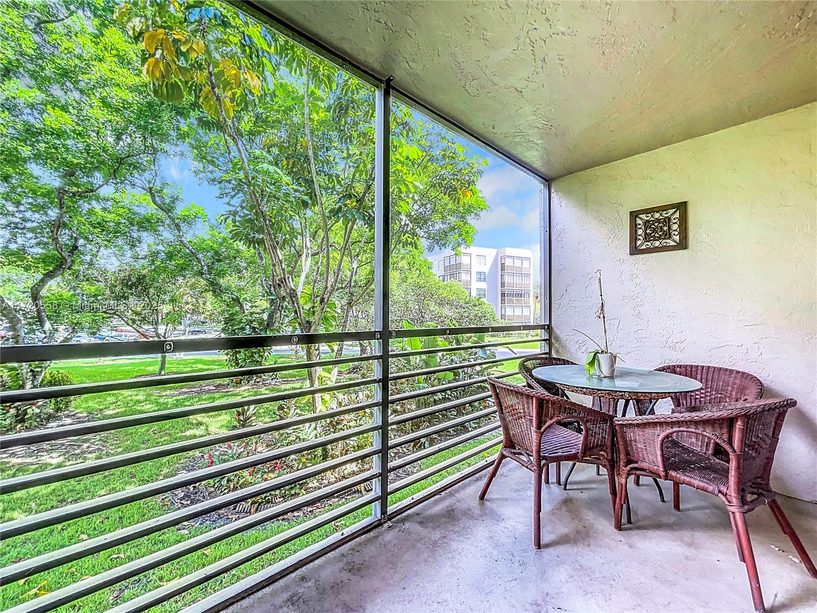 1000 Colony Point Cir #205, Pembroke Pines, Florida image 22