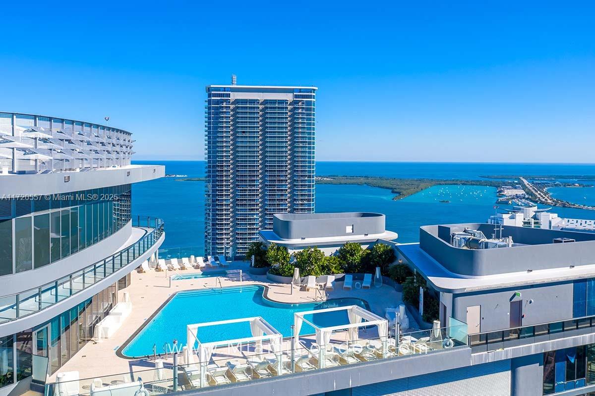1000 Brickell Plz #4806, Miami FL 33131