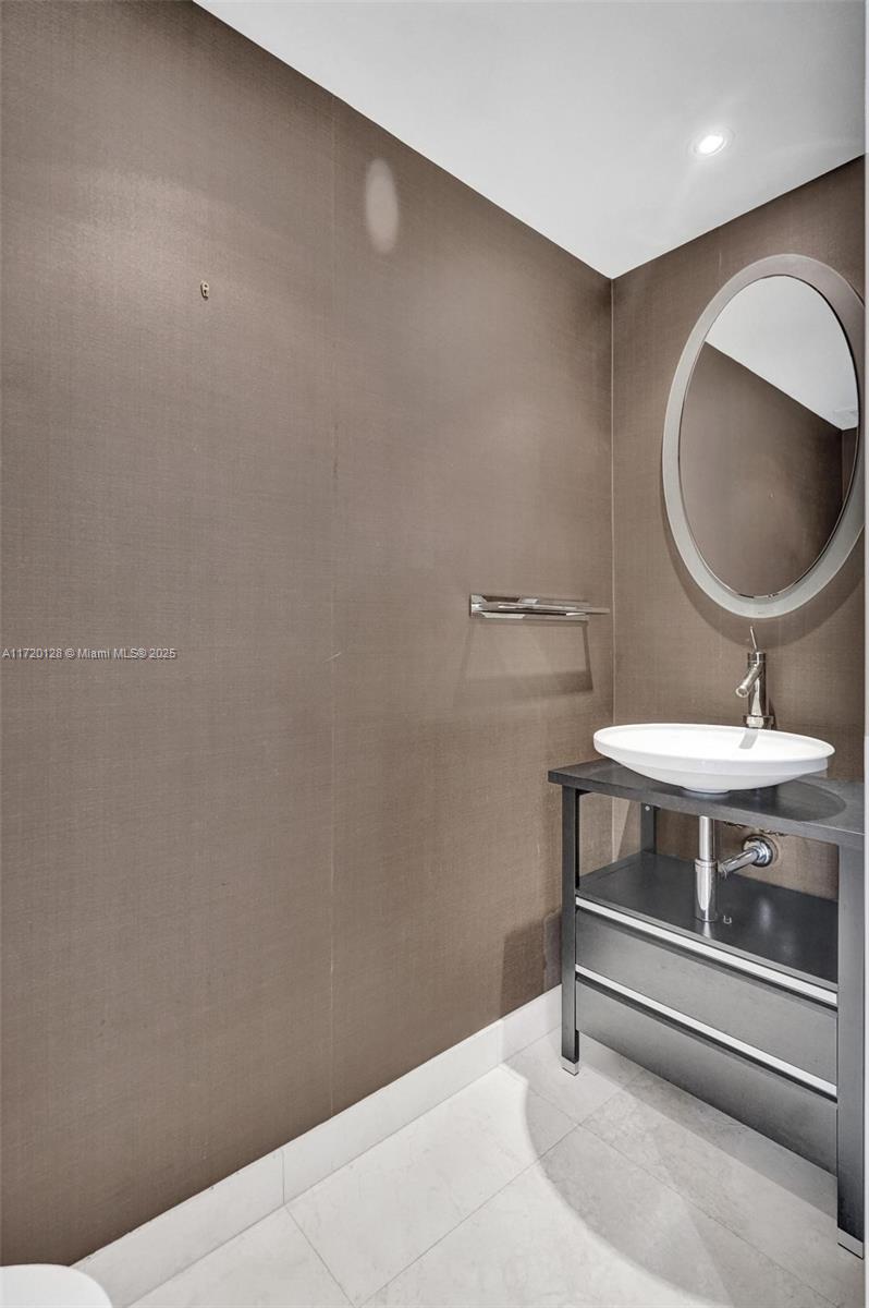 901 Brickell Key Blvd #2302, Miami FL 33131