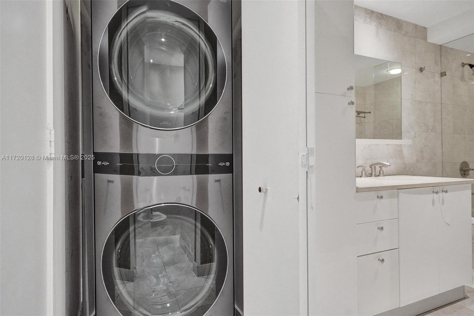 901 Brickell Key Blvd #2302, Miami FL 33131