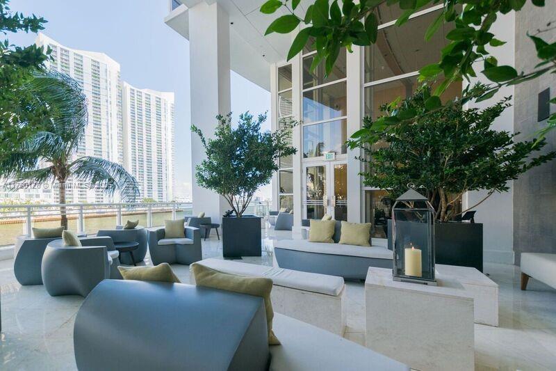901 Brickell Key Blvd #2302, Miami FL 33131