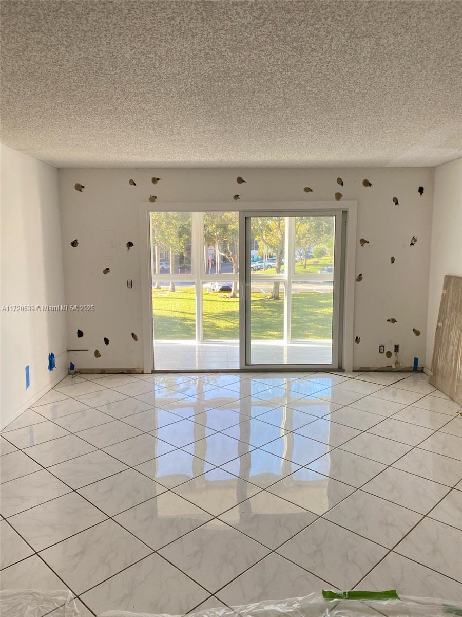 1100 SW 130th Ave #207H, Pembroke Pines, Florida image 9