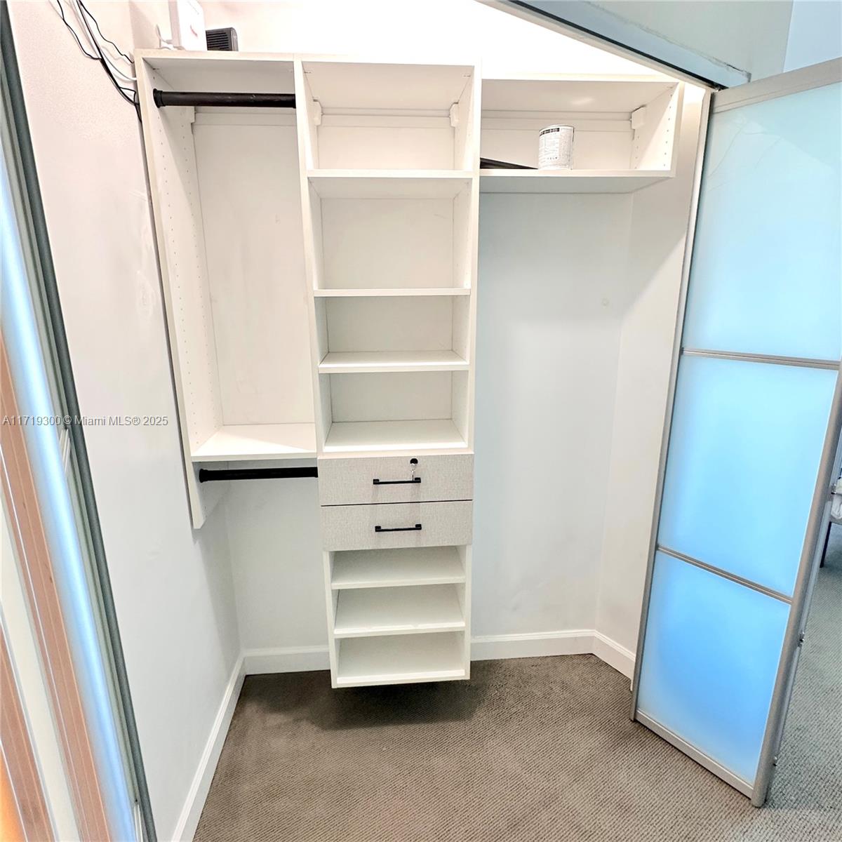 300 S Pointe Dr #704, Miami Beach FL 33139
