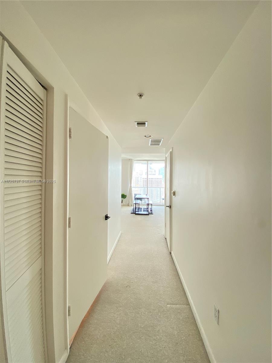 244 Biscayne Blvd #3205, Miami FL 33132