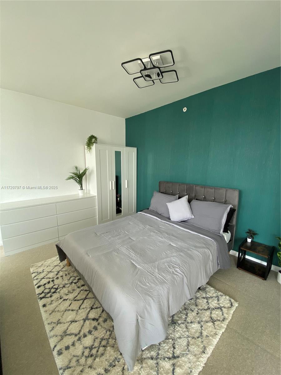 244 Biscayne Blvd #3205, Miami FL 33132