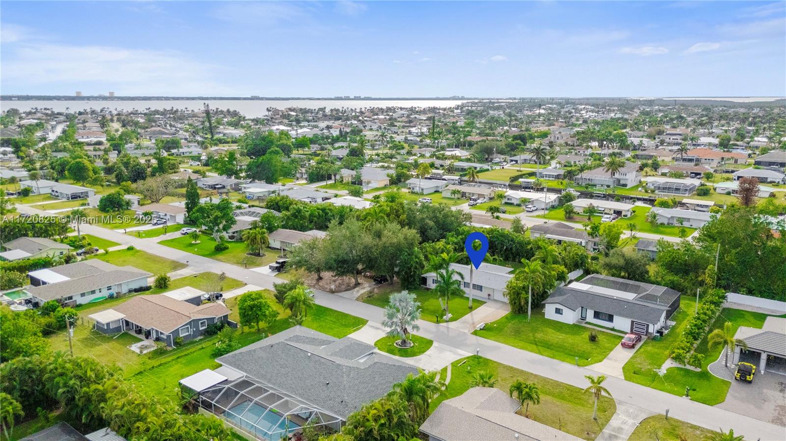 Residential, Cape Coral, Florida image 39