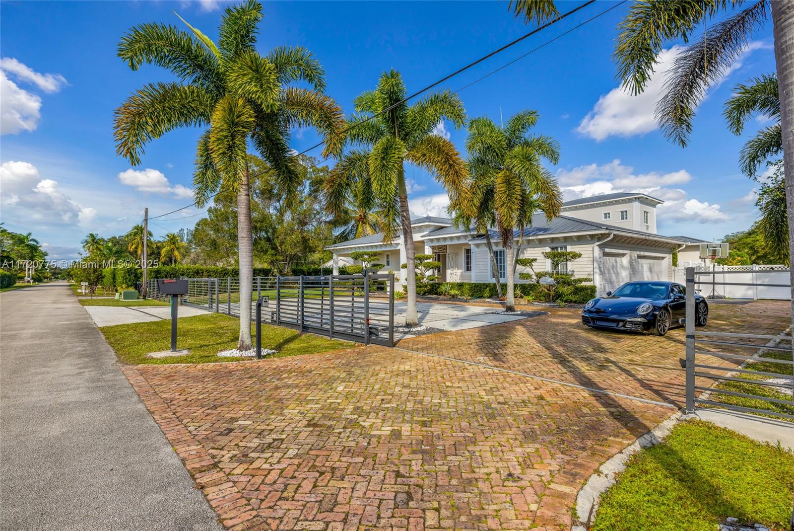 16701 SW 49th St, Southwest Ranches, Florida image 8