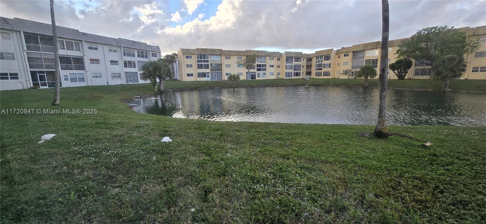 8350 Sunrise Lakes Blvd #111, Sunrise, Florida image 20