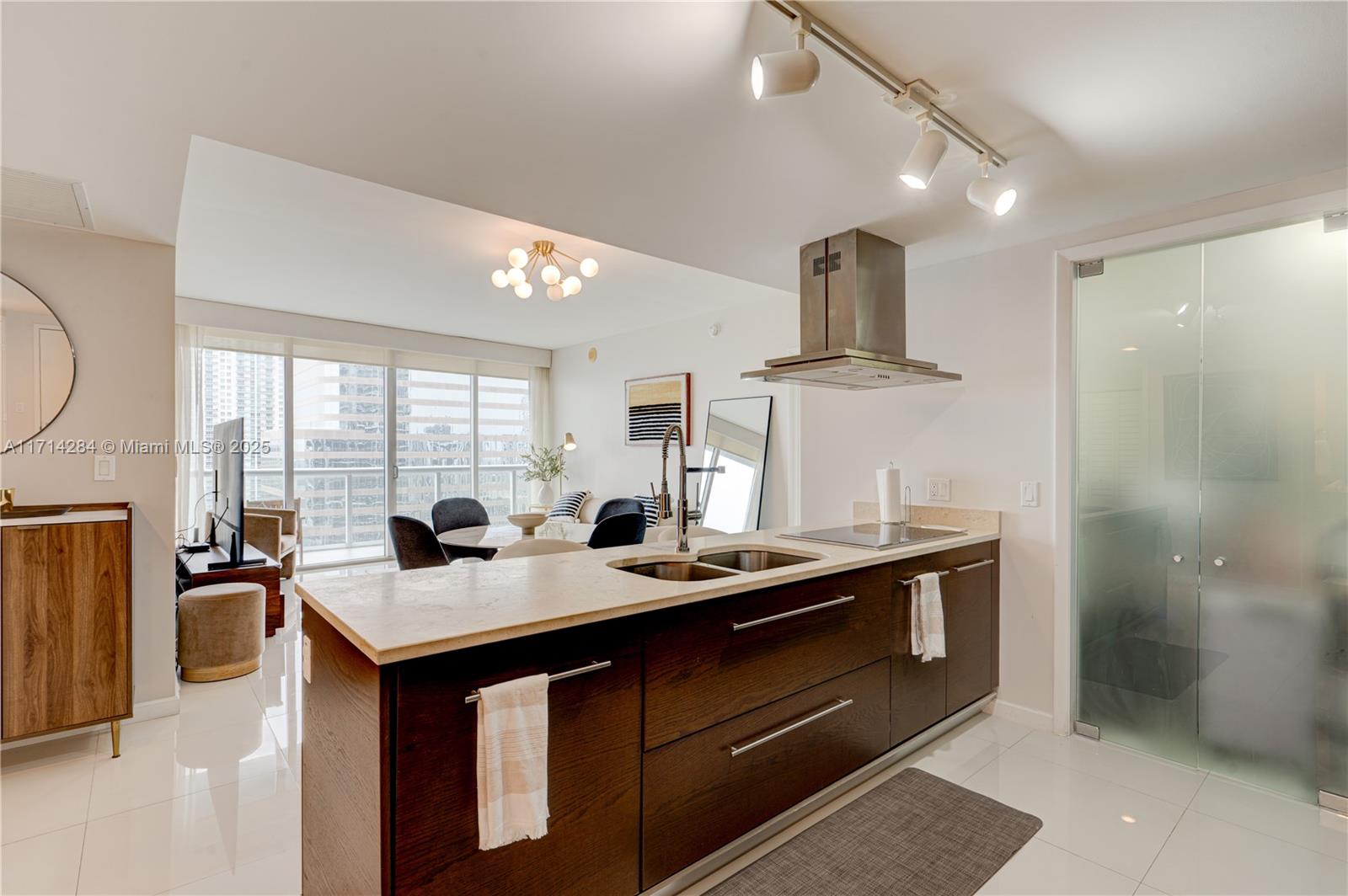 495 Brickell Ave #3611, Miami FL 33131