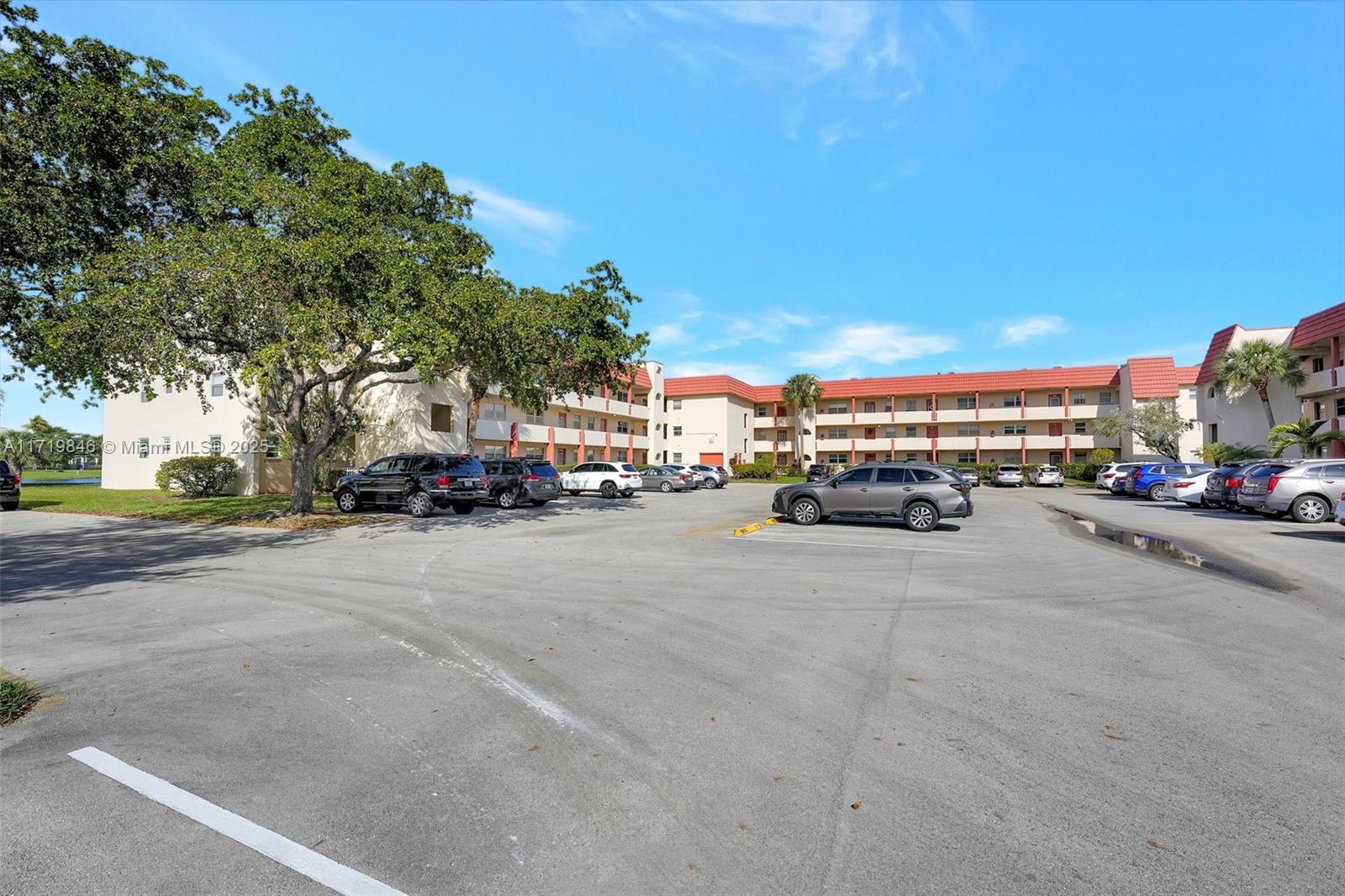 2931 E Sunrise Lakes Dr #202, Sunrise, Florida image 41