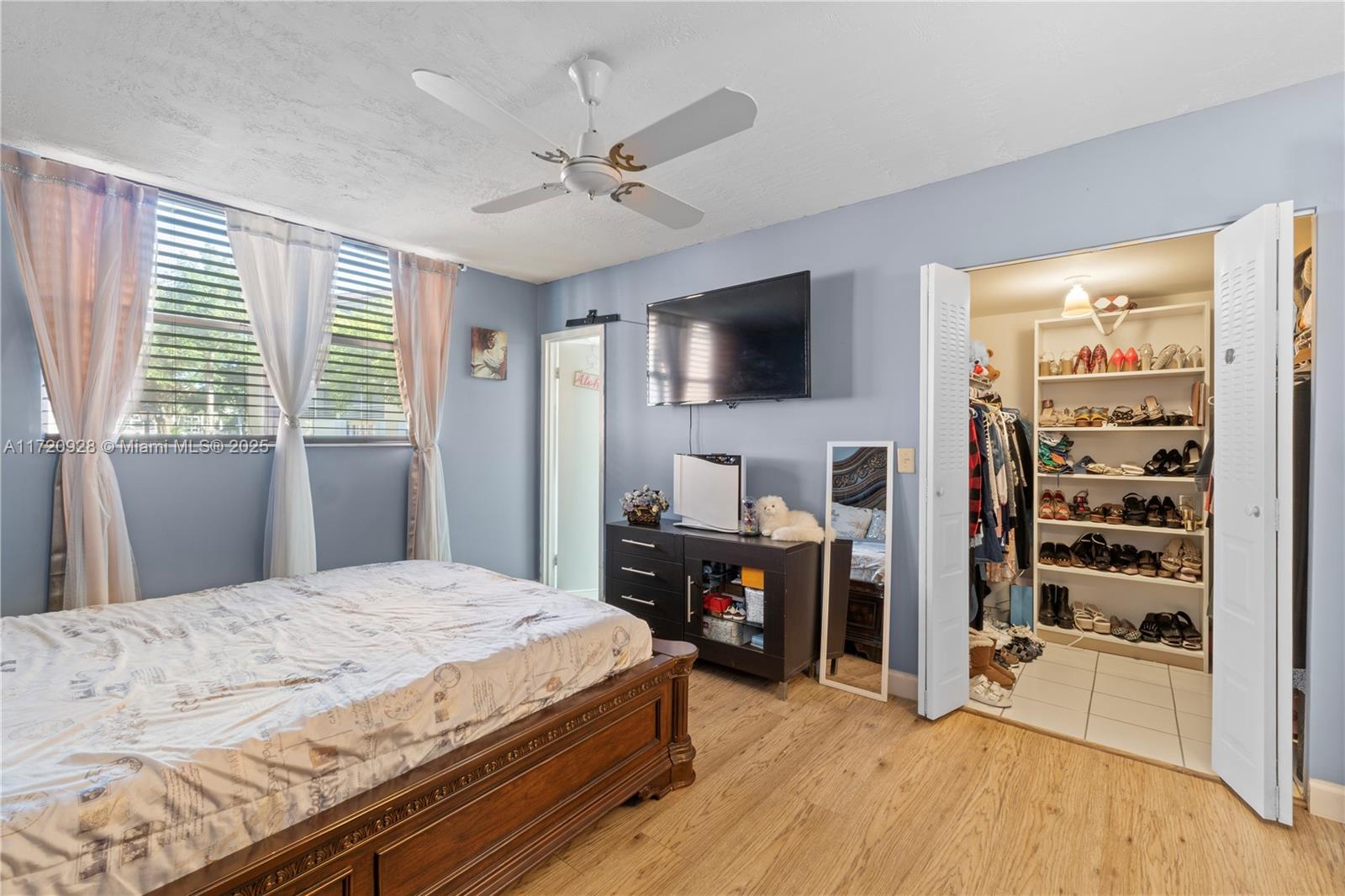 2871 Somerset Dr #102, Lauderdale Lakes, Florida image 22