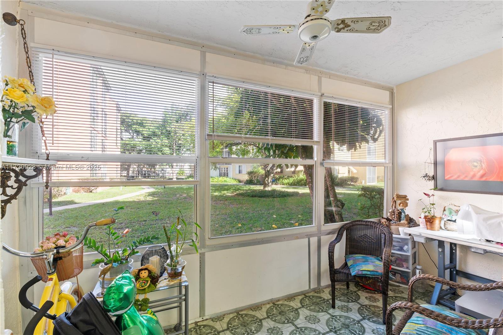 2871 Somerset Dr #102, Lauderdale Lakes, Florida image 33