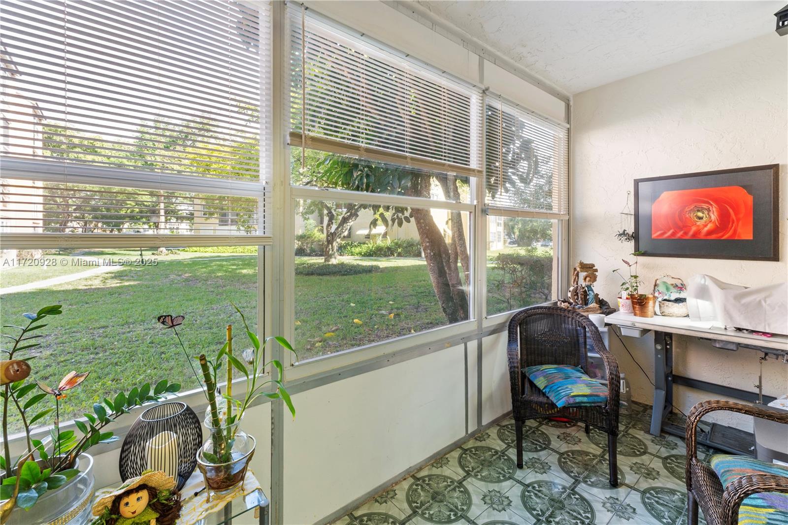 2871 Somerset Dr #102, Lauderdale Lakes, Florida image 38