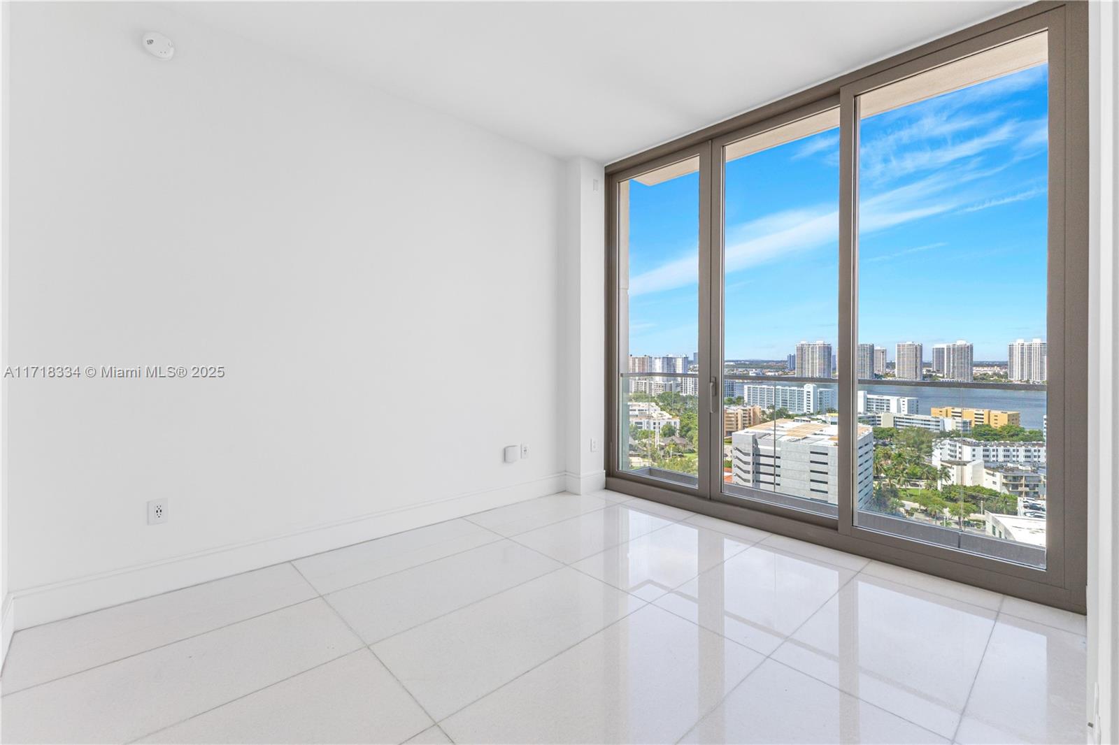 17975 Collins #1802, Sunny Isles Beach, Florida image 25