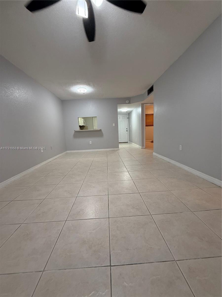 1855 W 60th St #446, Hialeah, Florida image 2