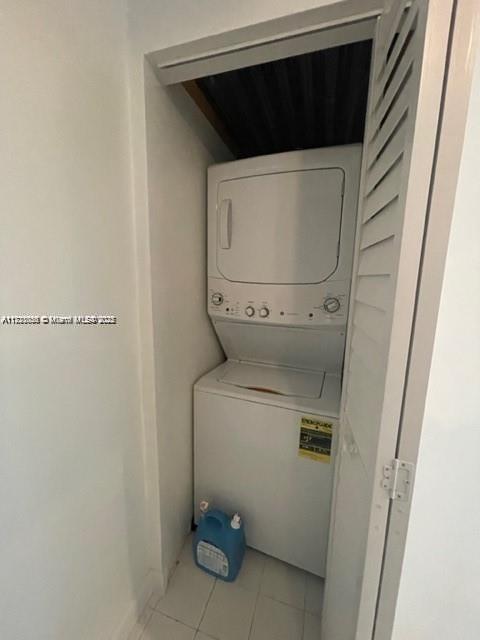 690 SW 1st Ct #1713, Miami FL 33130