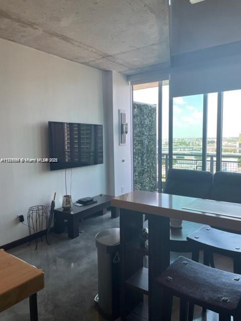 690 SW 1st Ct #1713, Miami FL 33130