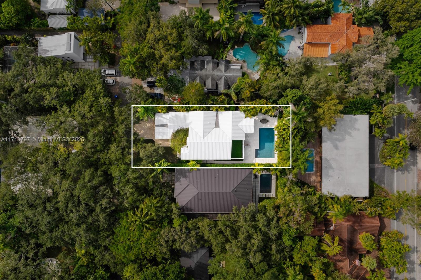 1767 Micanopy Ave, Coconut Grove, Florida image 38