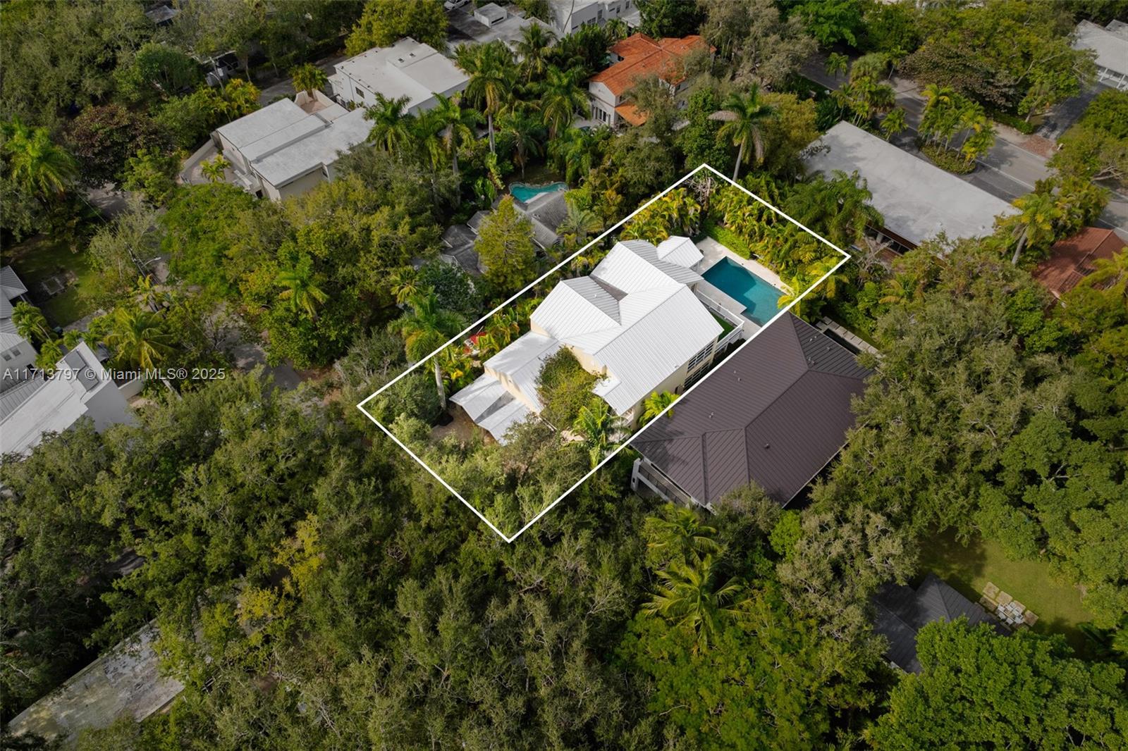 1767 Micanopy Ave, Coconut Grove, Florida image 40