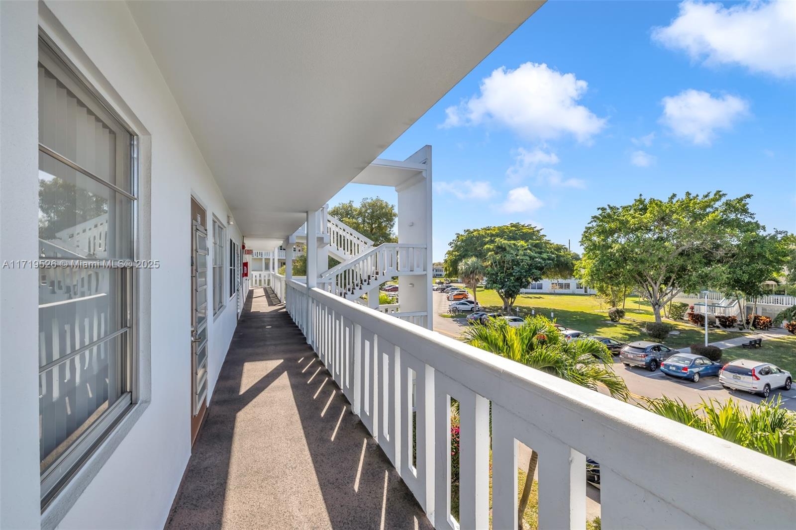 3037 Newport H #3037, Deerfield Beach, Florida image 10