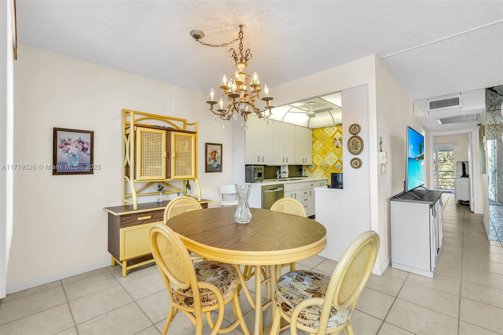 3037 Newport H #3037, Deerfield Beach, Florida image 17