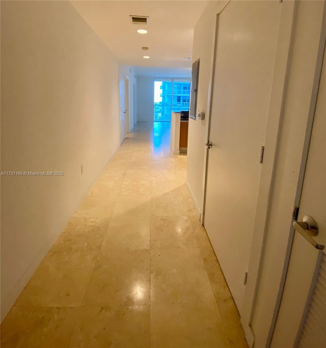 Beautiful and spacious 1 bed 1 bath unit. This is one of the biggest 1 bed units in the building (945 sq ft). Plenty of closet space; Italian style kitchen with granite countertops and stainless steel appliances; washer & dryer inside the unit.  Building is walking distance to people mover station, metro rail station, supermarkets, Brickell Citi Center, many restaurants and much more. MUST SEE!!. FRESHLY PAINTED AND READY TO MOVE IN.