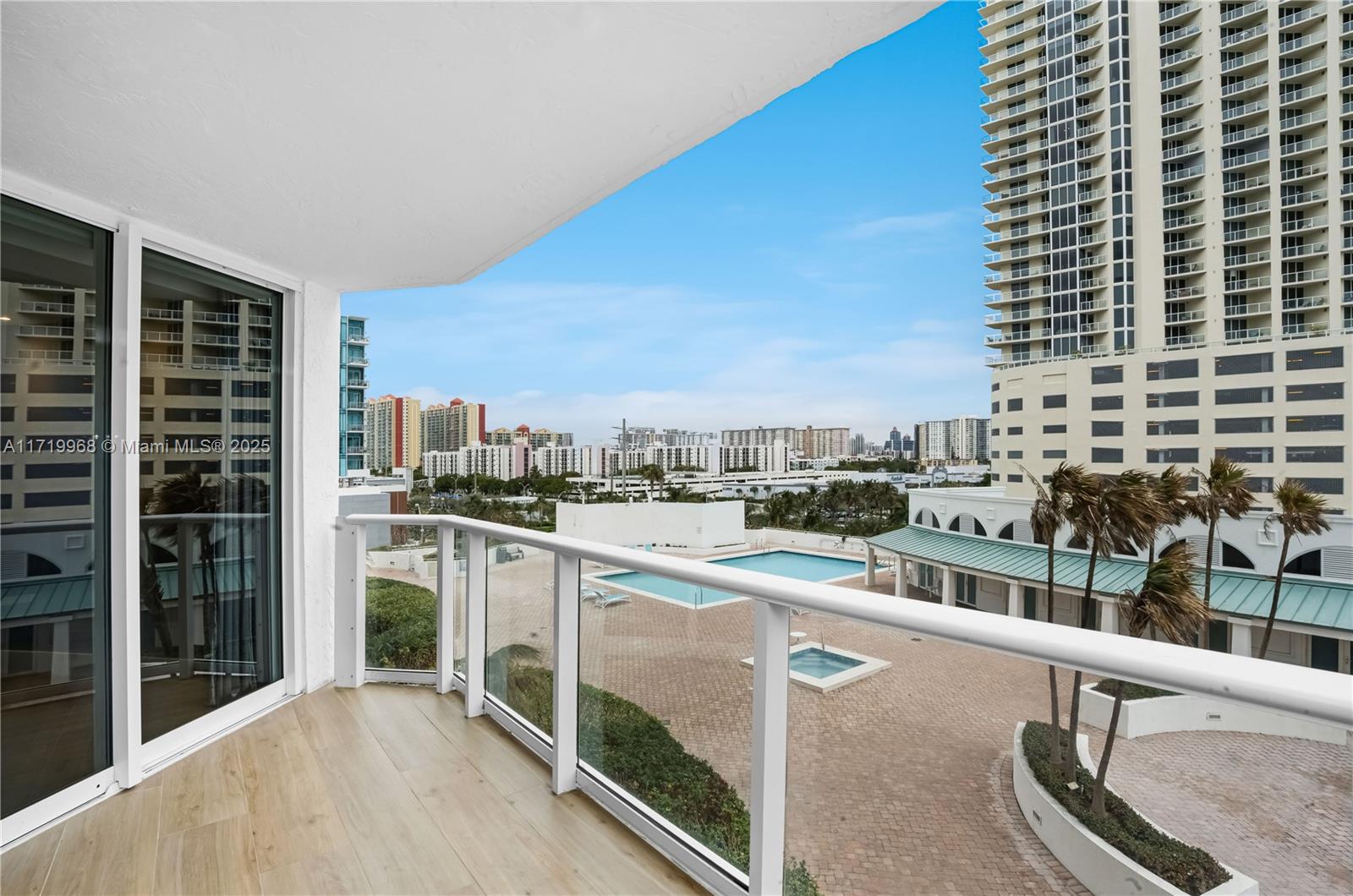 16485 Collins Ave #636, Sunny Isles Beach, Florida image 24