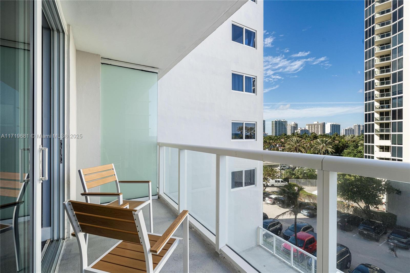 19201 Collins Ave #324, Sunny Isles Beach, Florida image 11