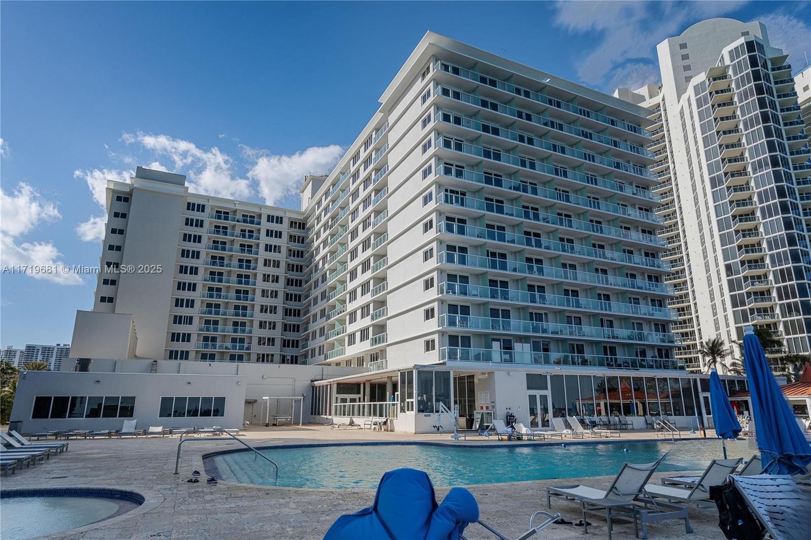 19201 Collins Ave #324, Sunny Isles Beach, Florida image 13