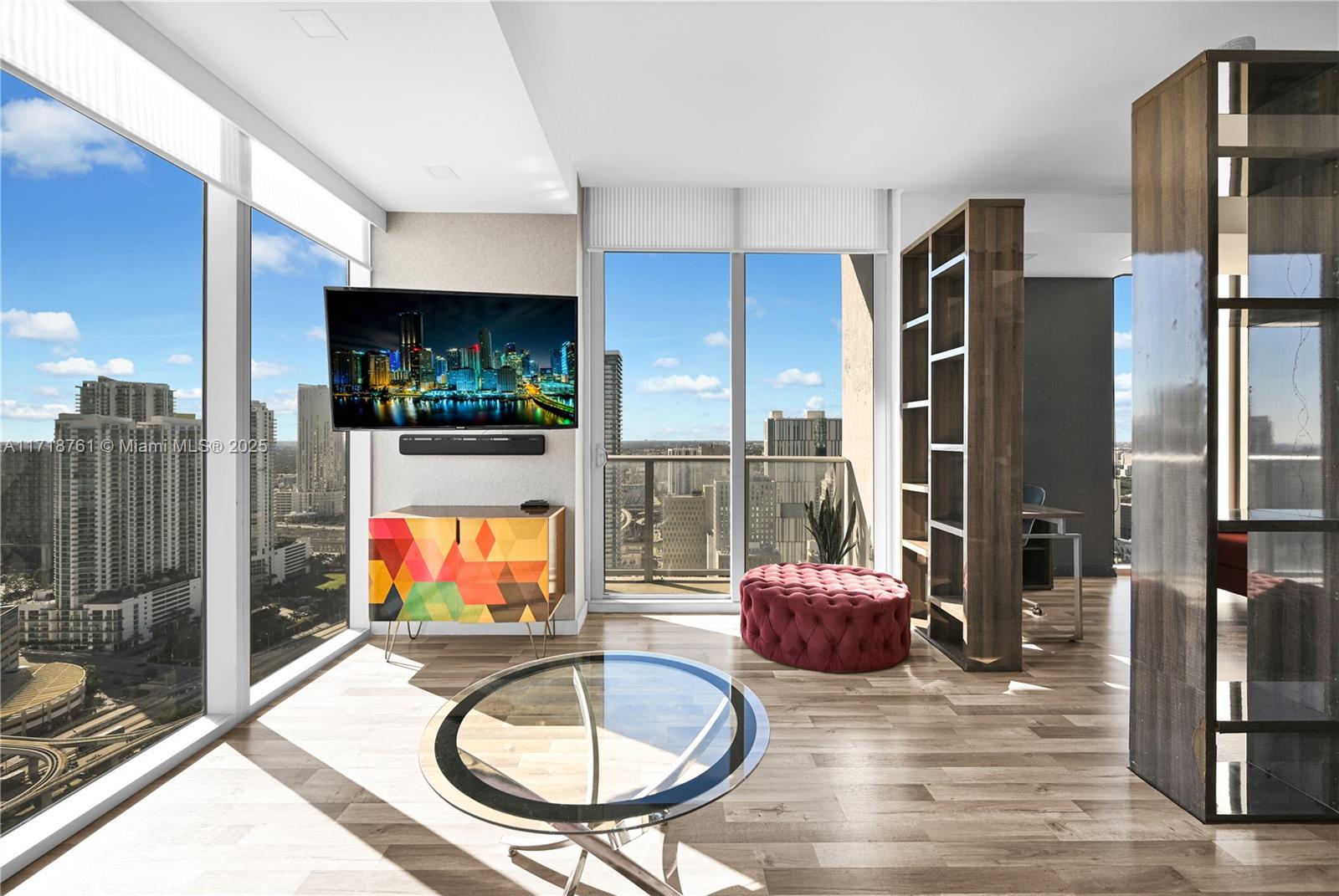 Condo for Sale in Miami, FL