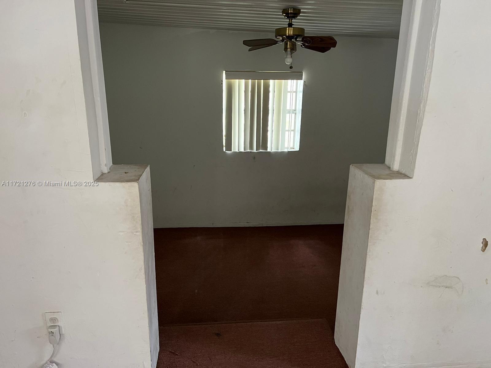 Listing Photo 16