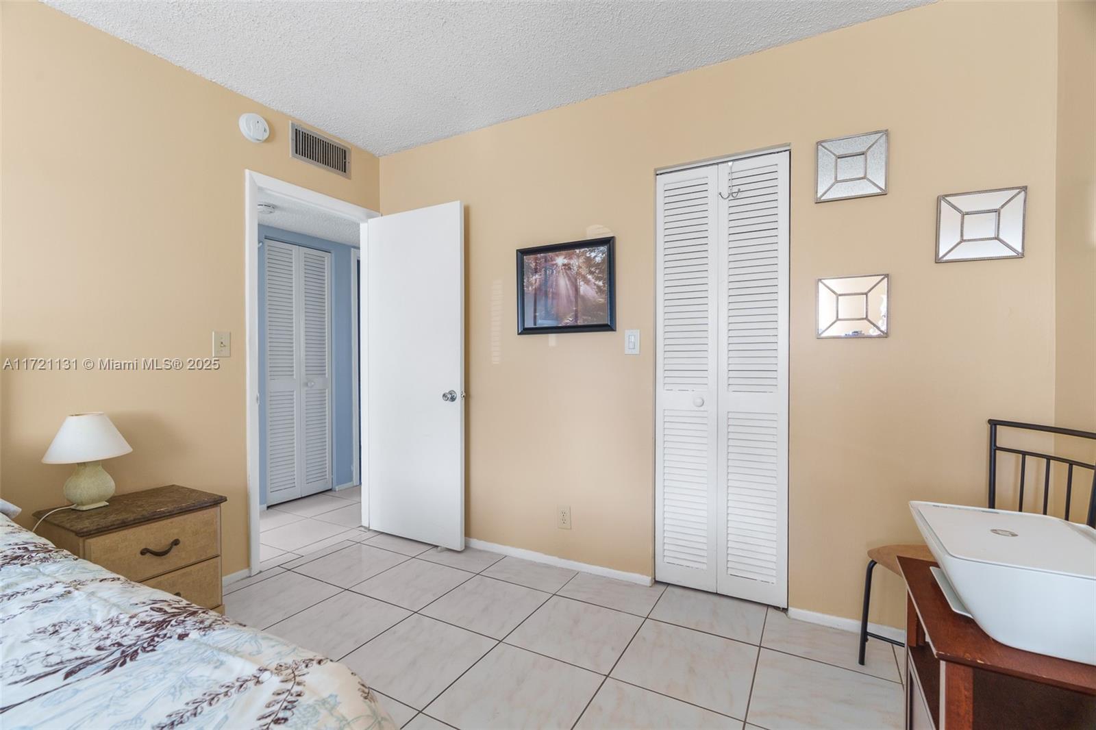 5300 Washington St #J115, Hollywood, Florida image 6