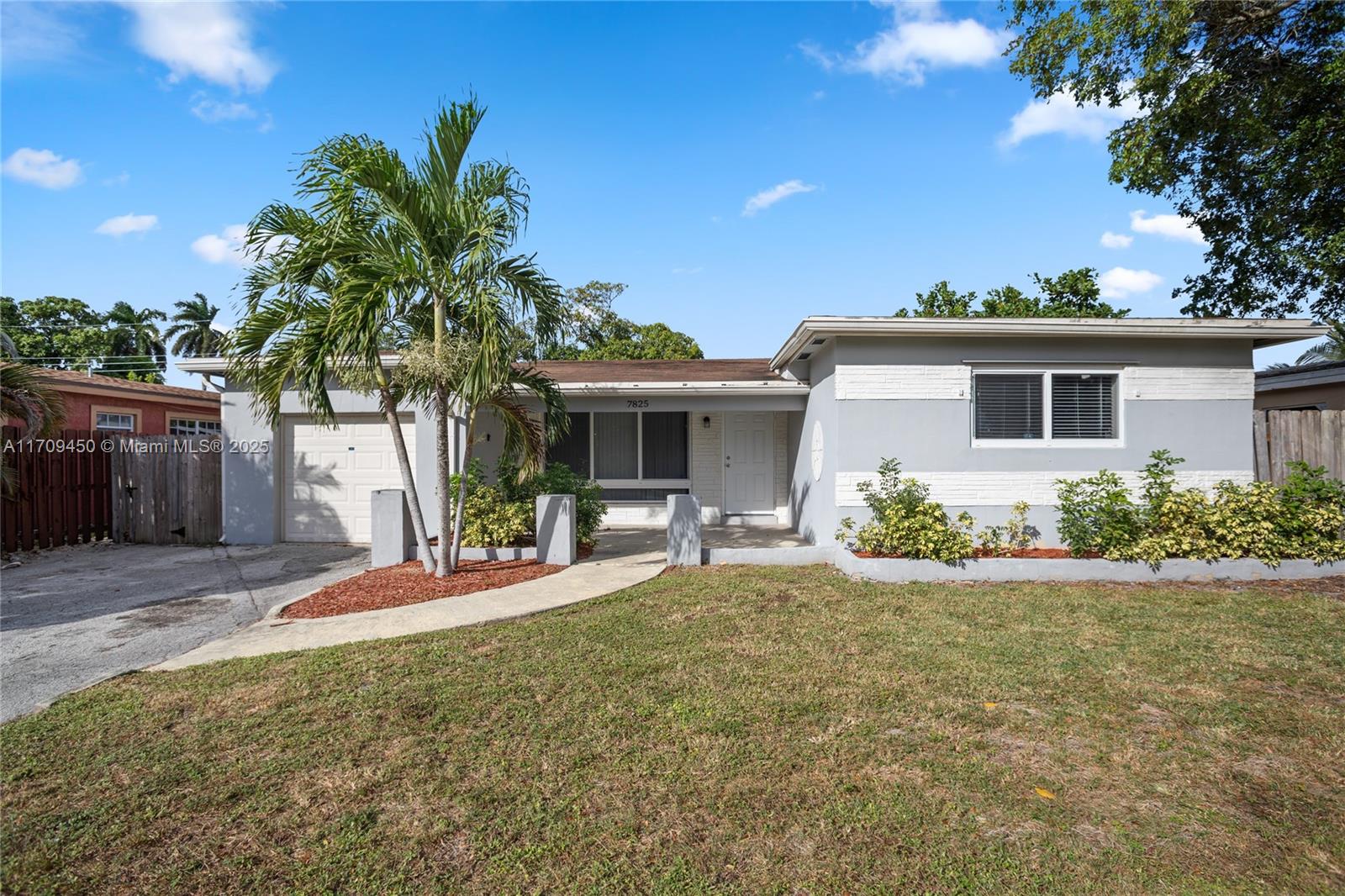 7825 Kismet St, Miramar, Florida image 1