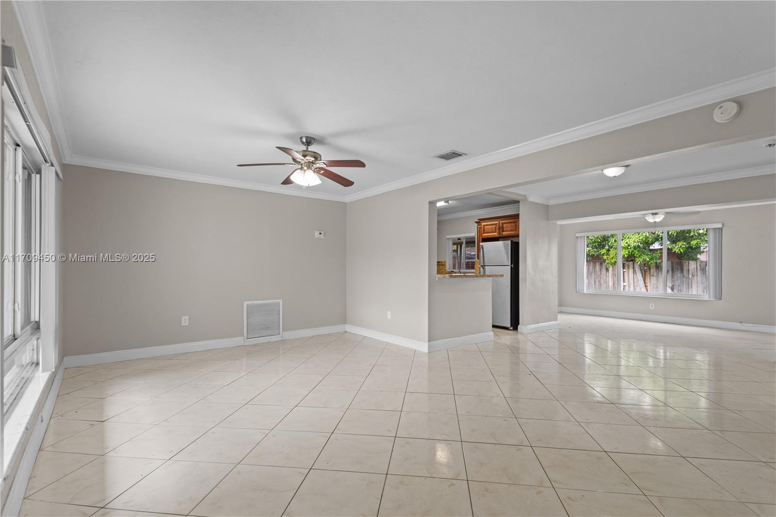 7825 Kismet St, Miramar, Florida image 3