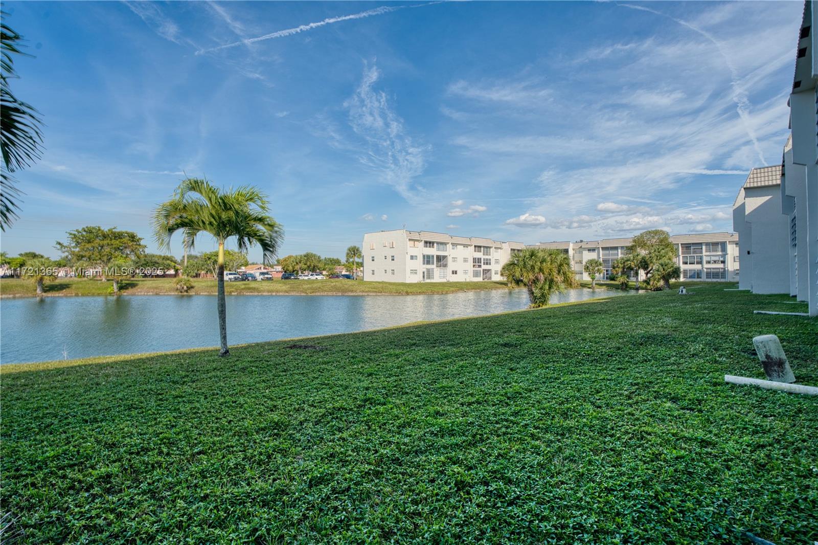 8300 Sunrise Lakes Blvd #102, Sunrise, Florida image 22