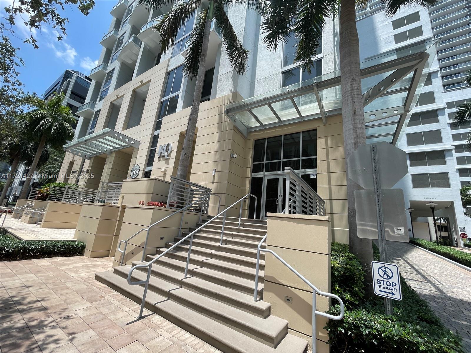 1060 Brickell Ave #207, Miami FL 33131