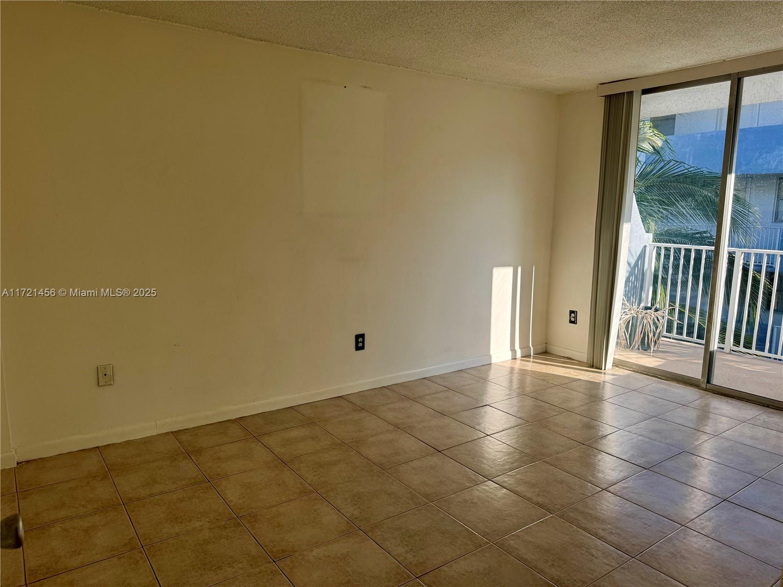 1801 S Treasure Dr #411, North Bay Village, Florida image 15