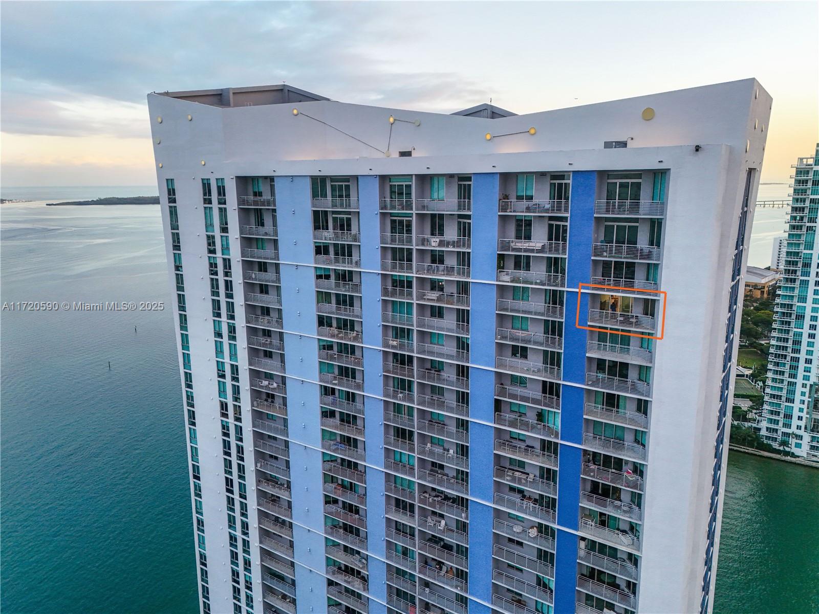335 S Biscayne Blvd #4100, Miami FL 33131